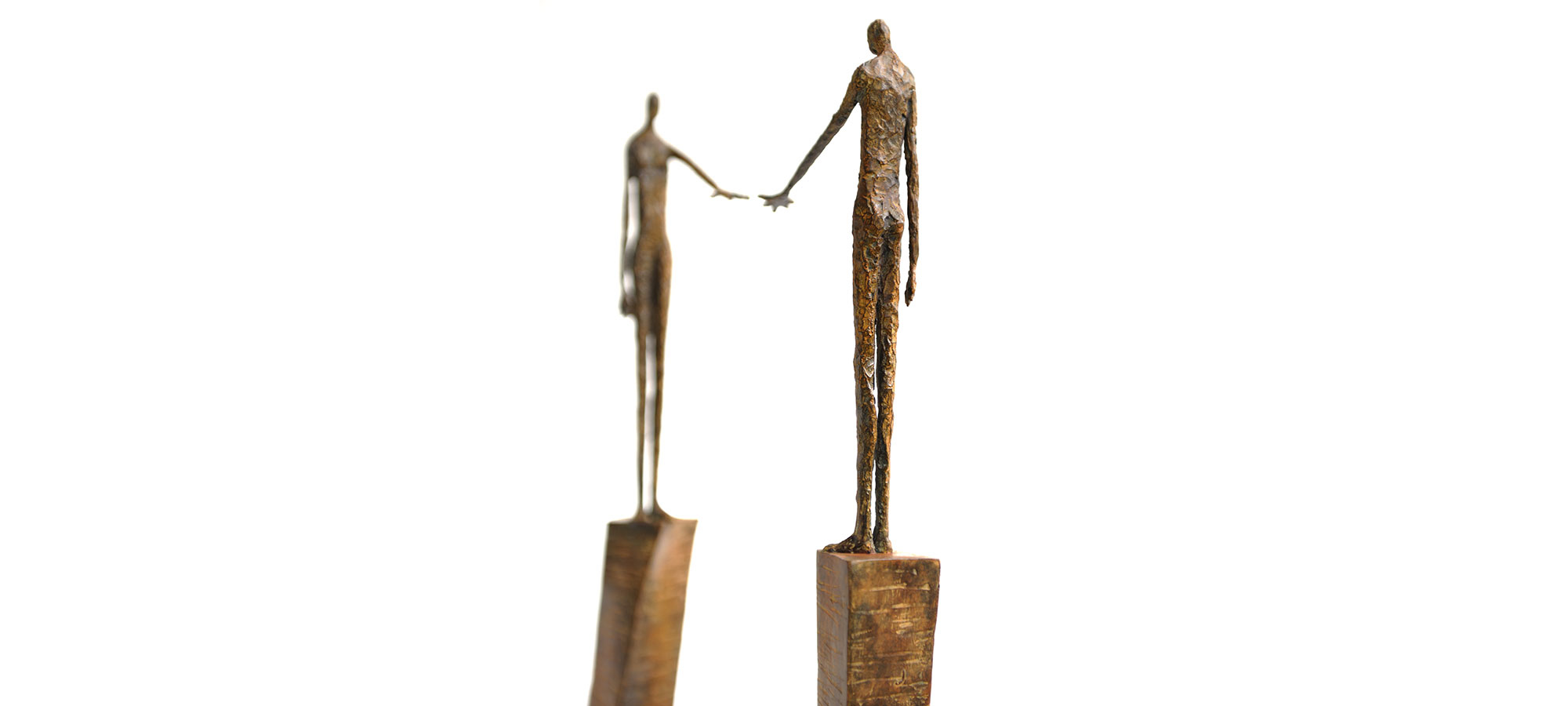 Finding soul mate by French sculptor Val - Valérie Goutard - with Sculptureval