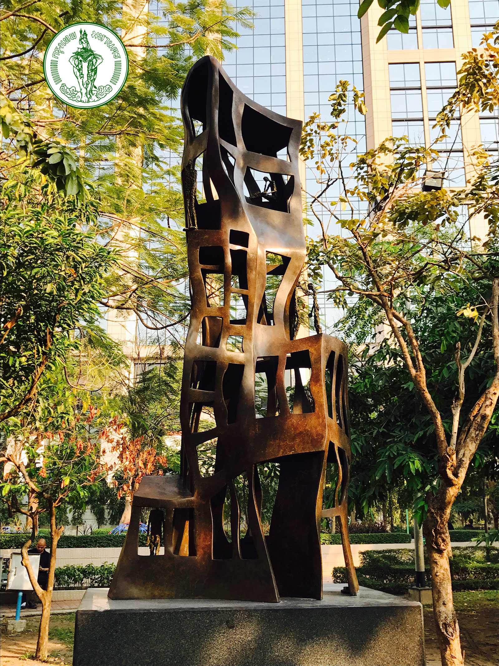 Ville fantastique II in bronze by French sculptor Val - Valérie Goutard - at Benjasiri Park in Bangkok with Sculptureval