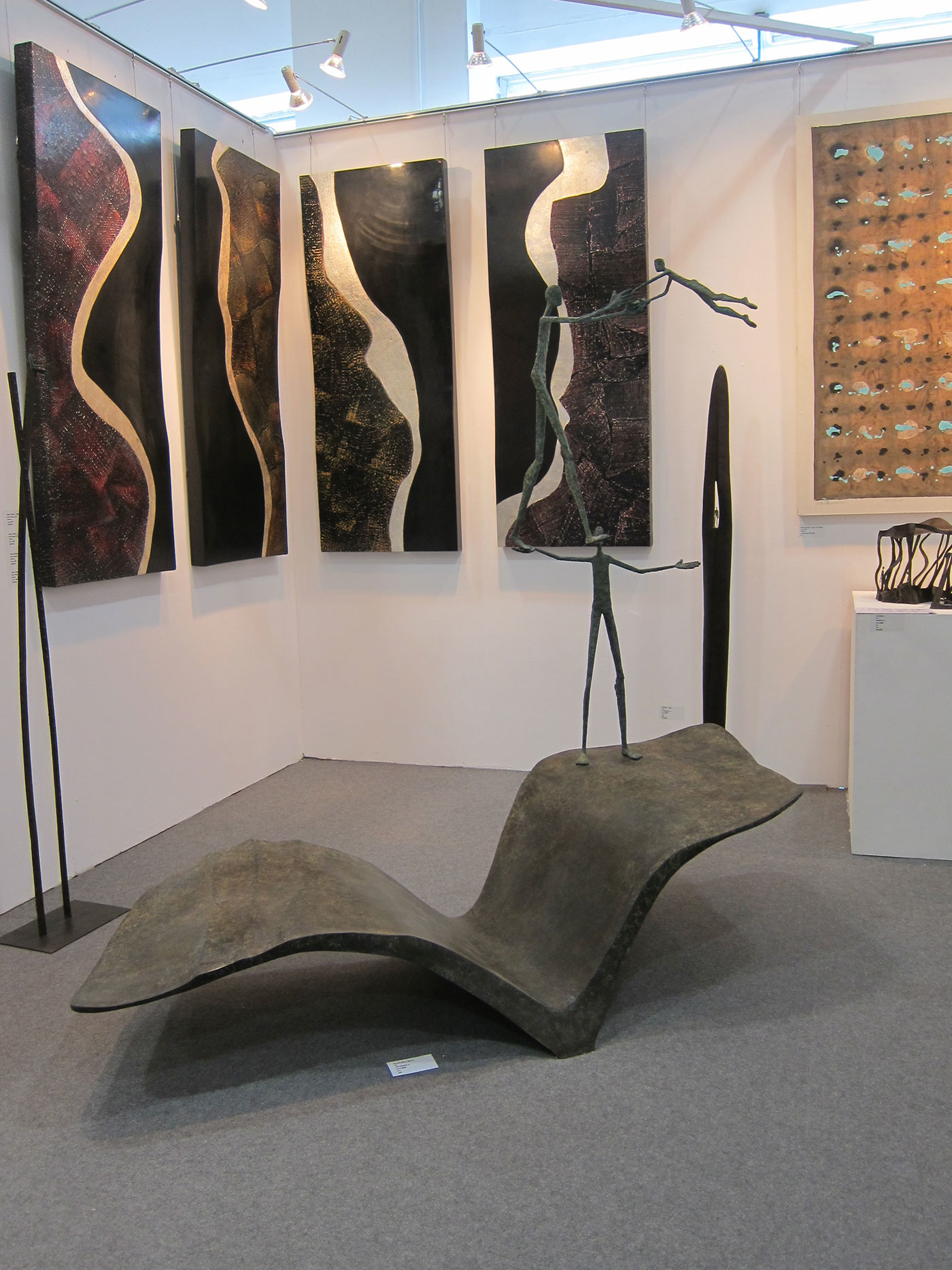 La sculpteure française Val - Valérie Goutard - avec Philippe Staib Gallery à Shanghai Art Fair avec Sculptureval